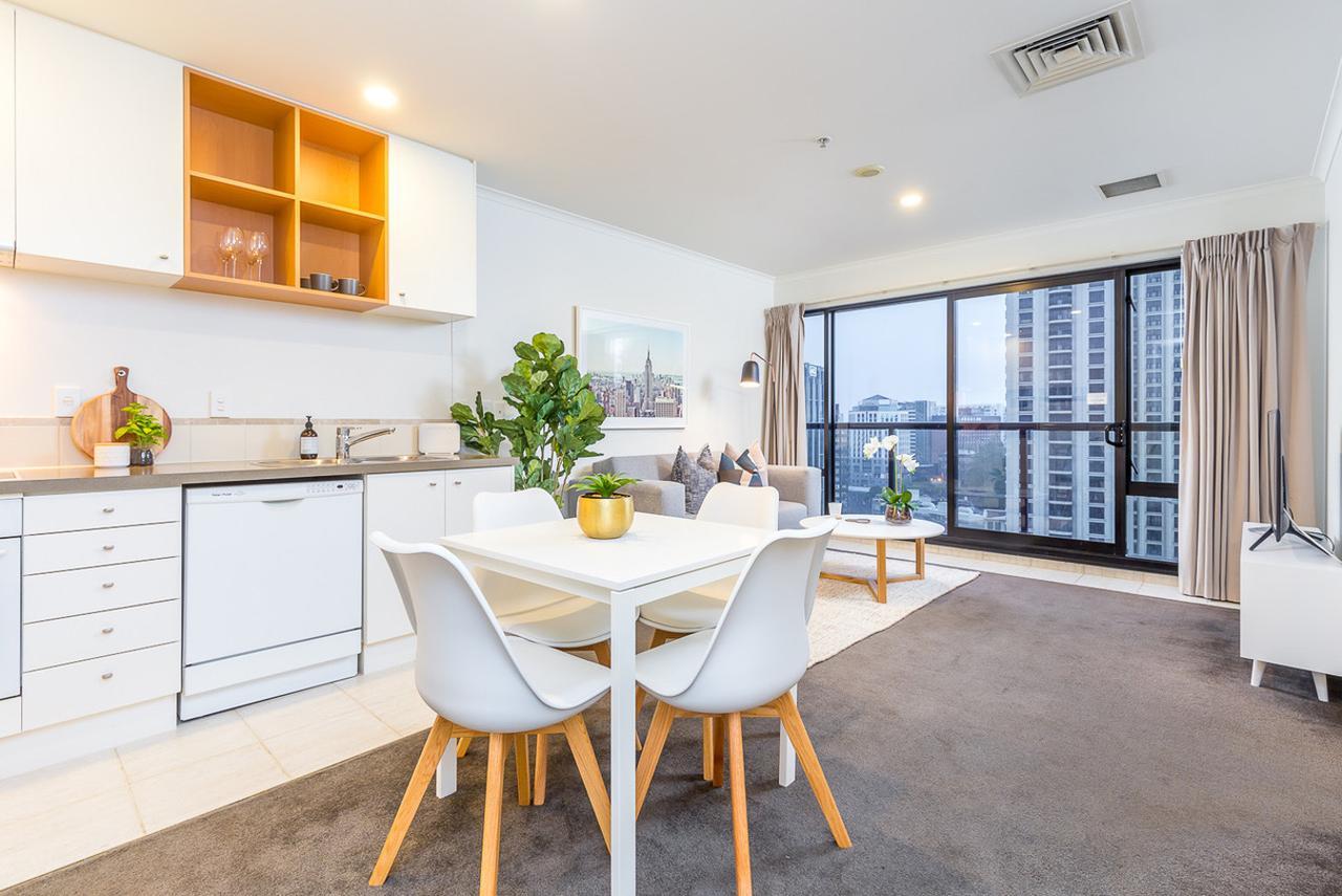 Lovely City Apartment! Views, Pool And Gym Auckland Exterior photo
